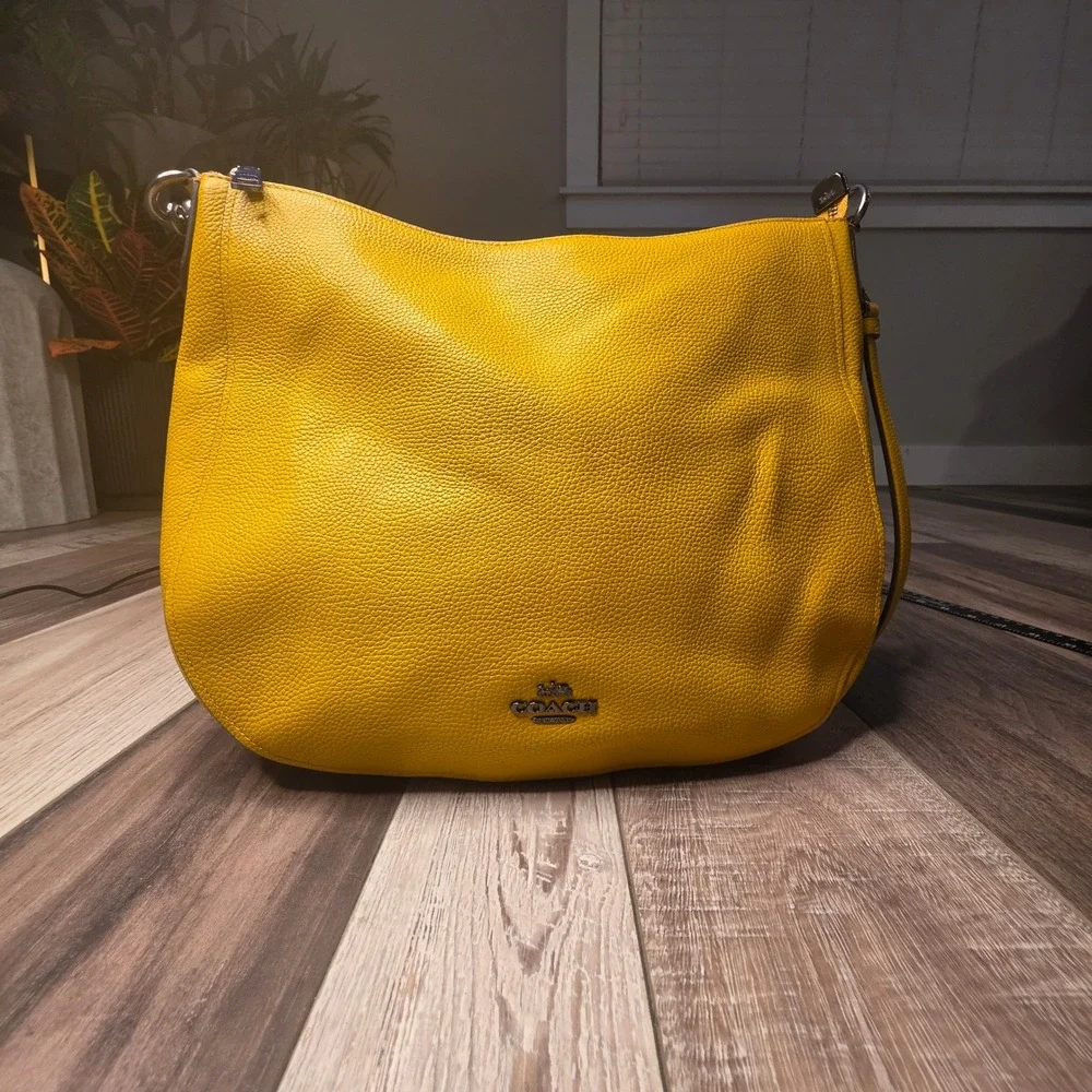Coach Elle Hobo Bag Yellow Pebbled Leather Shoulder Crossbody F31399